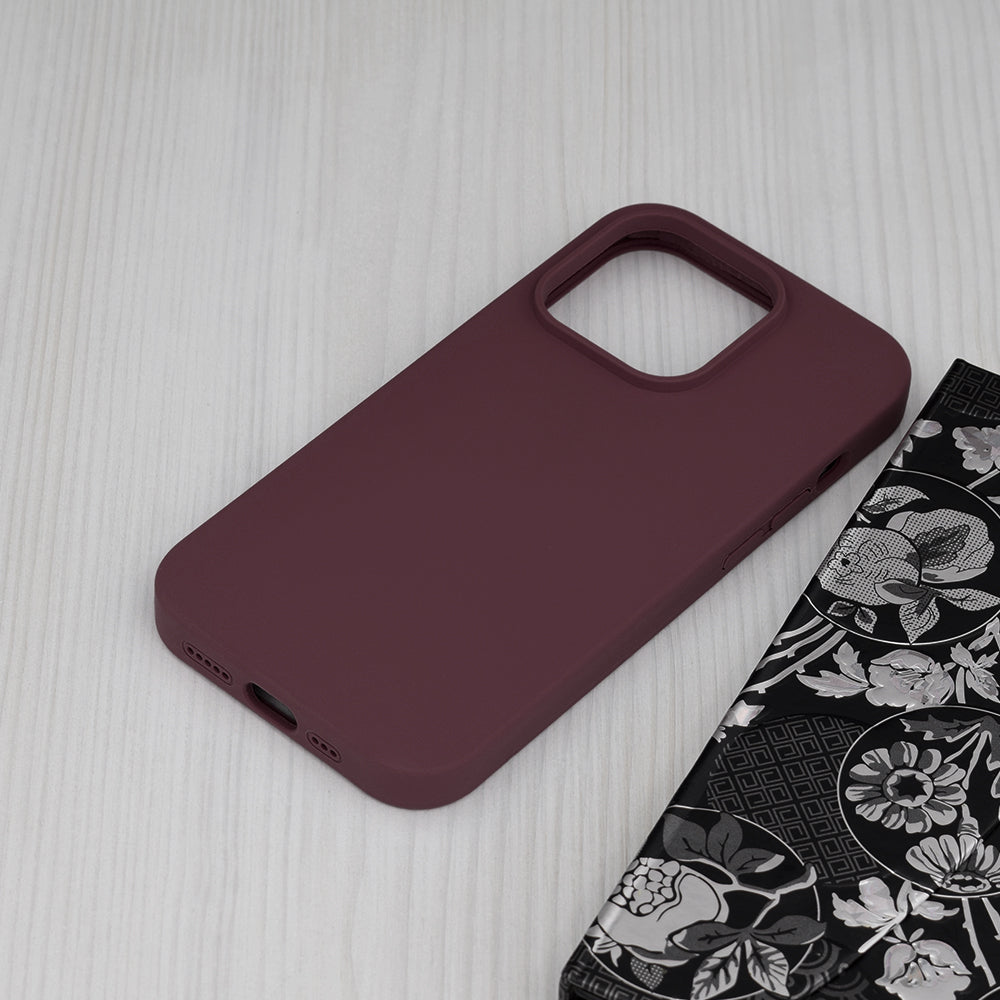 Husa de protectie Techsuit Soft Edge Silicone compatibila cu Apple iPhone 14 Pro, acoperire spate, visiniu